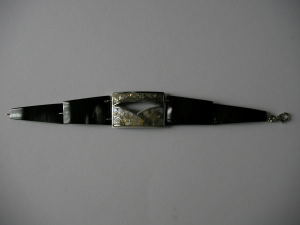 Horn and Mother of Pearl Bracelet