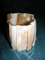 Elastic bracelet
