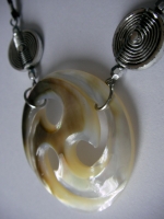 Natural pearl necklace