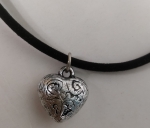 Necklace medallion pendant heart