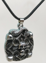 Medallion pendant metal skull