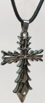 Medallion pendant metal cross