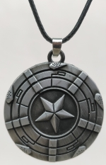 Medallion pendant metal star