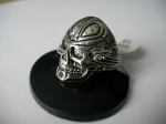 Ring skull
