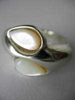 Ring - double drop pearl