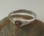 Ring natural stone amber