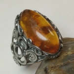 Ring natural stone amber