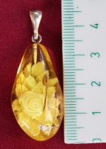 Pendant natural amber