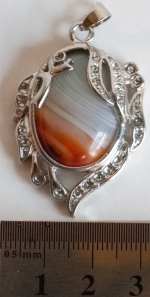 Natural agate pendant